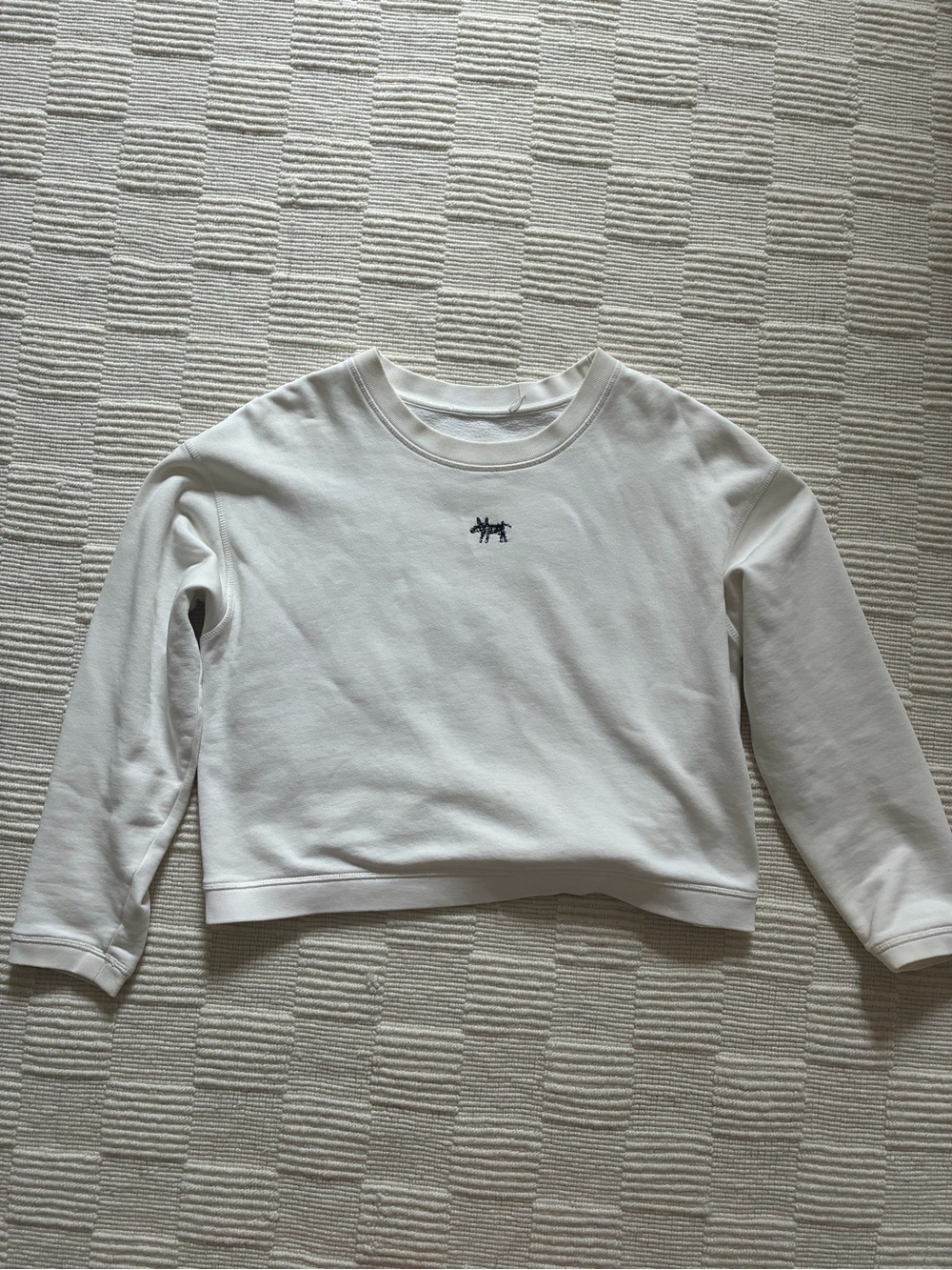 Women’s White Crewneck Sweatshirt with Wolf Embroidered Logo Bimba y Lola